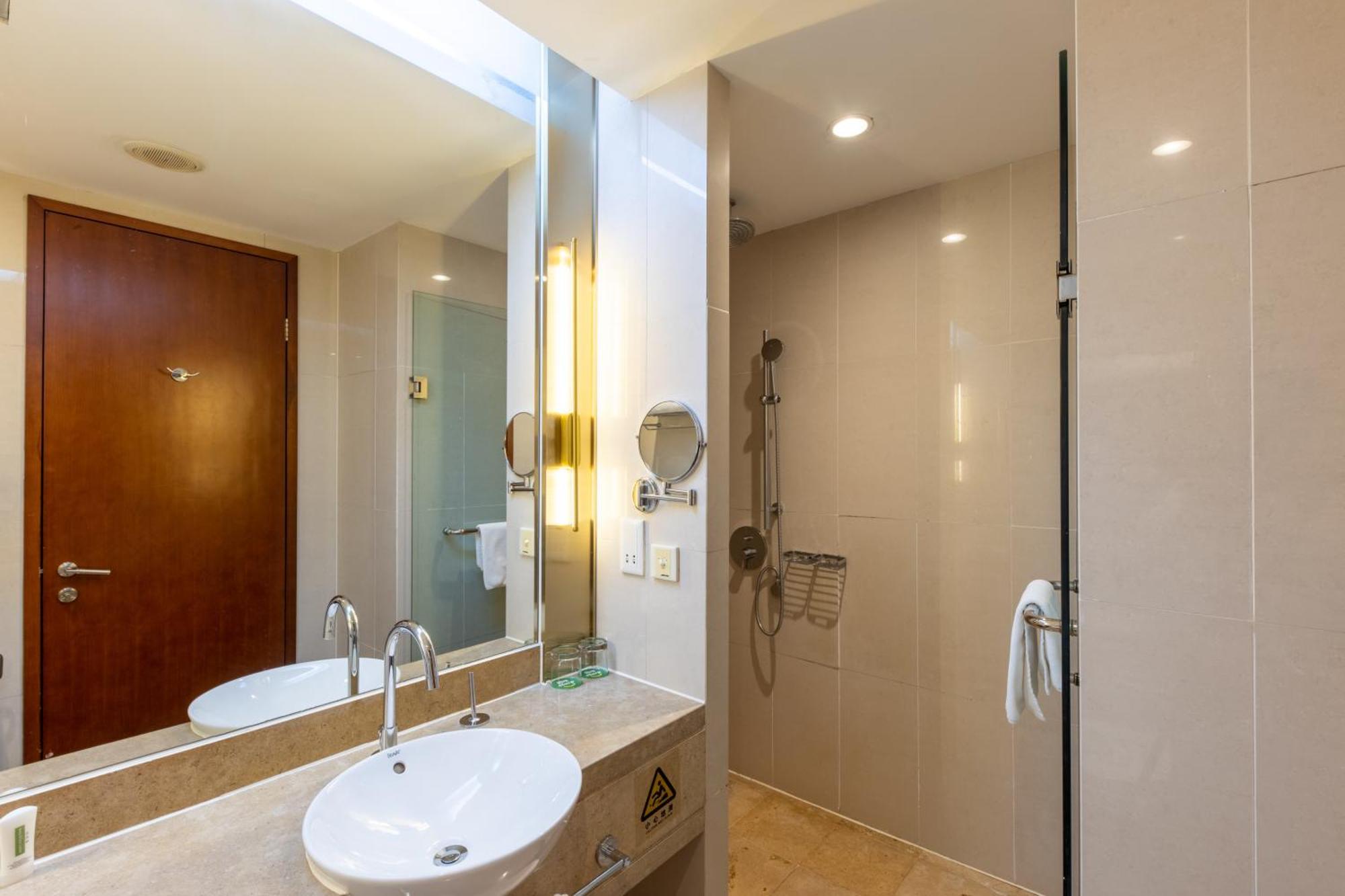 Holiday Inn Xiaoshan By Ihg Ханчжоу Экстерьер фото
